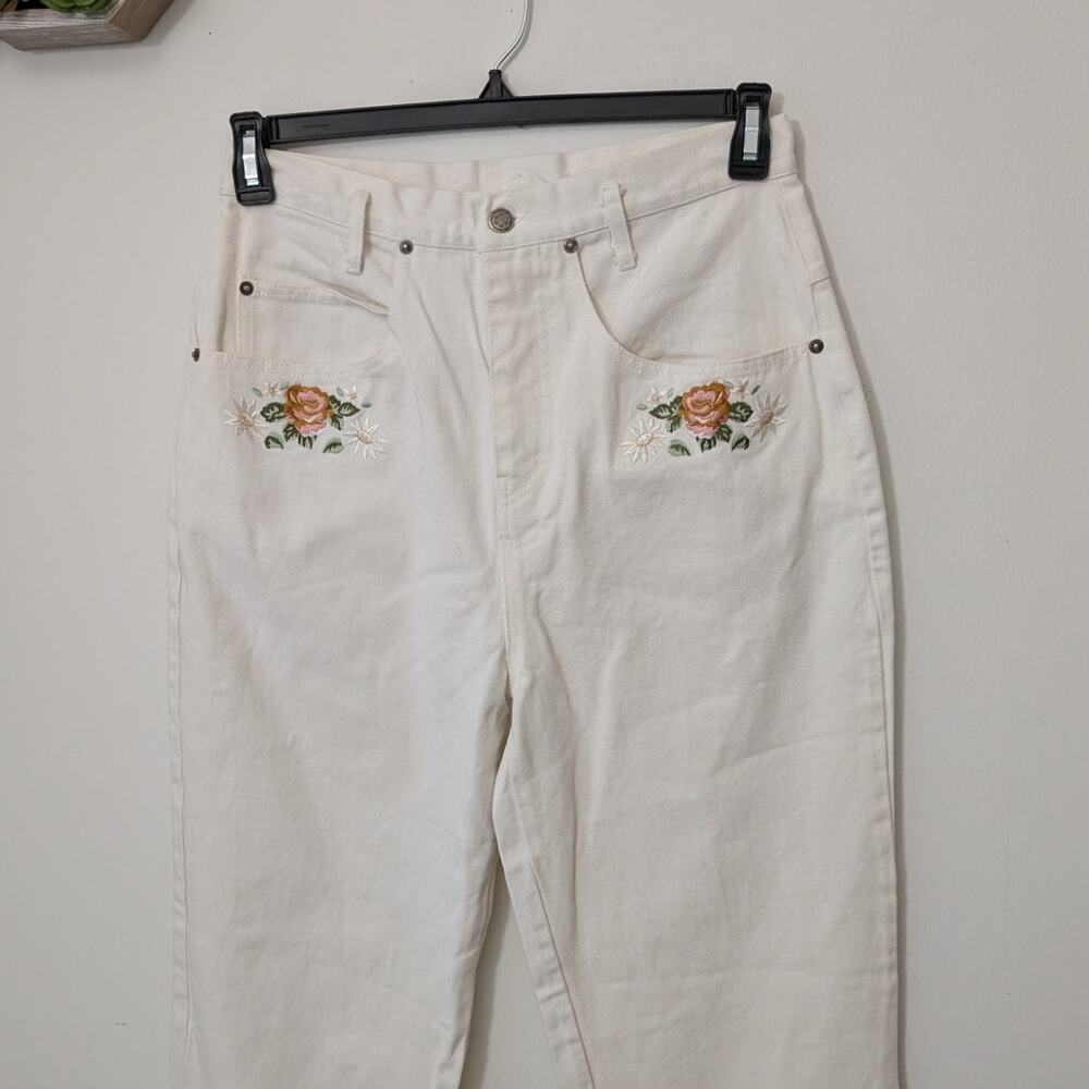 vintage contempo casuals floral embroidered high rise jeans